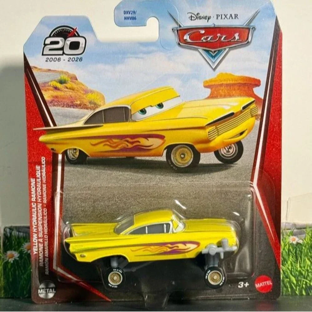 Disney Pixar Cars 20th Anniversary Card - Yellow Hydraulic Ramone Cars Diecast